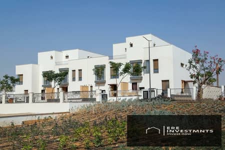 Receive your townhouse immediately at a bargain price for a quick sale in Sodic Villette, Fifth Settlement, near the American University. Receive your townhouse immediately at a bargain price for a quick sale in Sodic Villette, Fifth Settlement, near the American University.