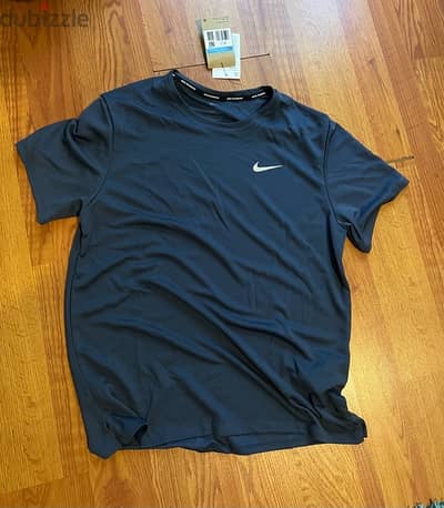 Nike Dri-fit T-shirt NEW Size Medium with Tags