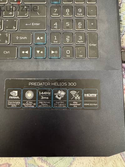 Acer predator helios 300 - RTX 2070