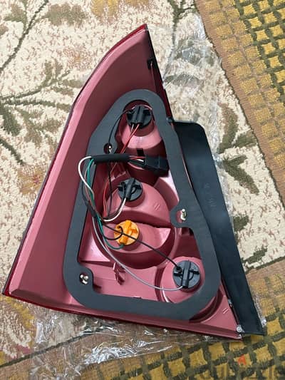 فانوس خلفي يمين اسبرانزا A516
