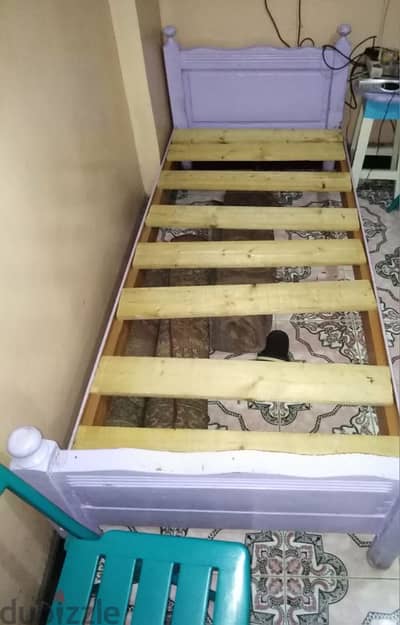 سريرين ٨٠سنتى استعمال بحالة جيدة