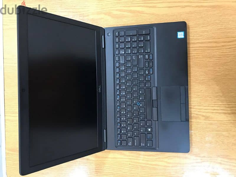 Dell latitude 5590 1