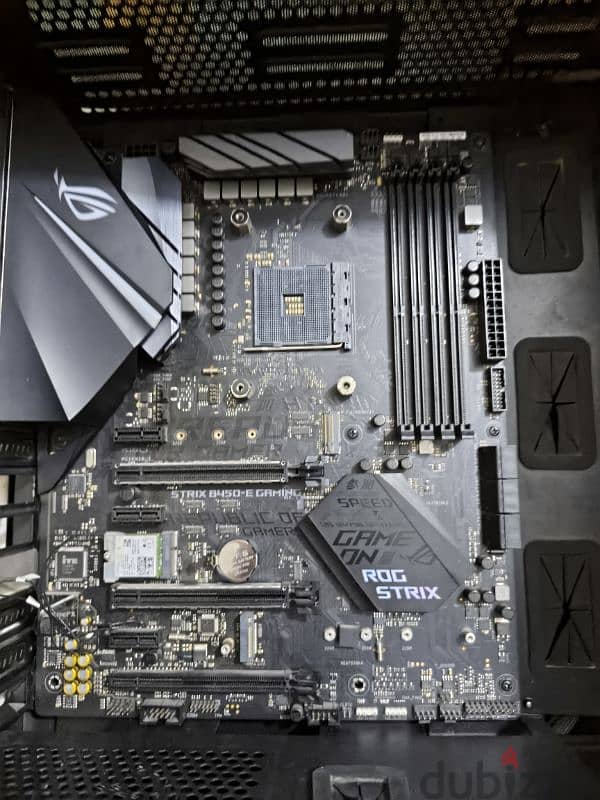 B450-Rog Strix Gaming-E wifi 1
