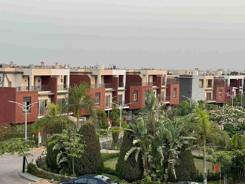 5 Bedrooms 266 sq.M Villa for sale 15,000,000 EGP in Continental Residence Compound, Sheikh Zayed