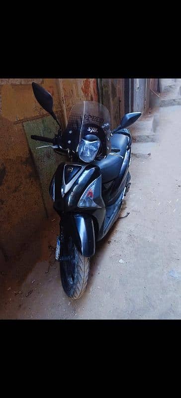 اسكوتر sym st 200cc