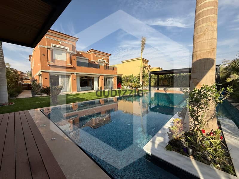 6 Bedrooms 570 sq.M Villa for sale 60,000,000 EGP in Royal Meadows Compound, Sheikh Zayed