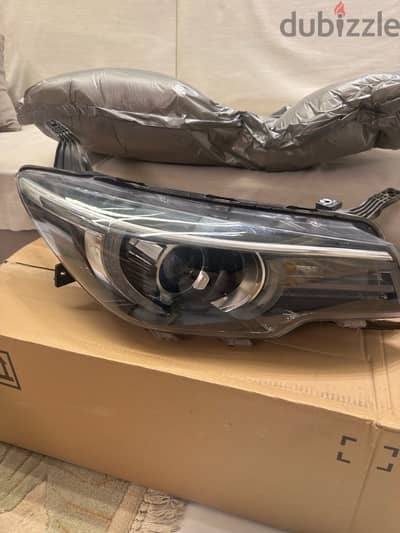 فانوس MG ZS امامي
