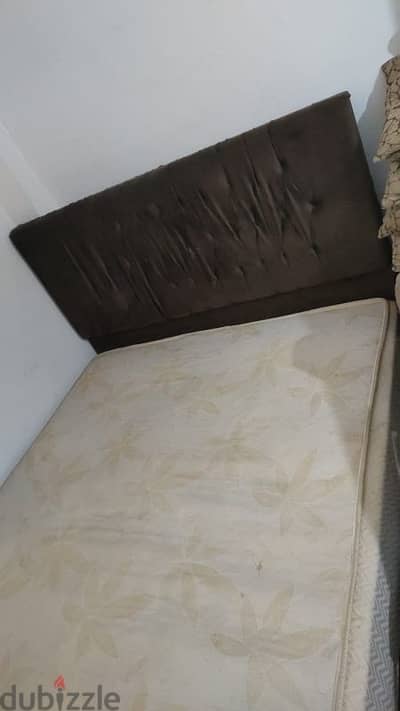 سرير كابوتنيه