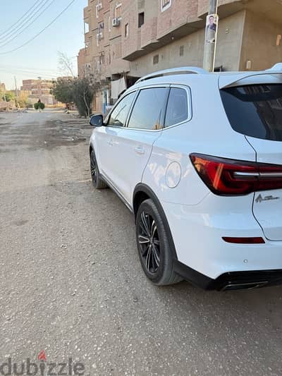 ام جى أر إكس 5 2023