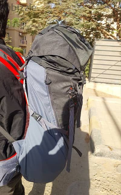 شنطة سفر للرحلات ماركة امريكى ذا نورث فيس للبيع