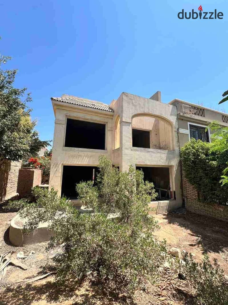 4 Bedrooms 260 sq.M Townhouse for sale 24,000,000 EGP in Zayed 2000 Compound, Sheikh Zayed