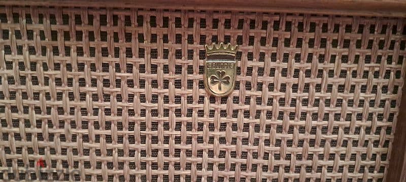 Grundig 4