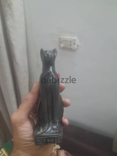 تمثال الإلهه  باتسيت
