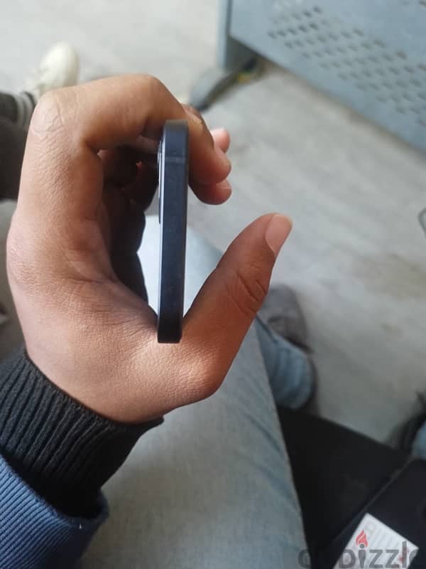 ايفون ١٢ iPhone 12 5