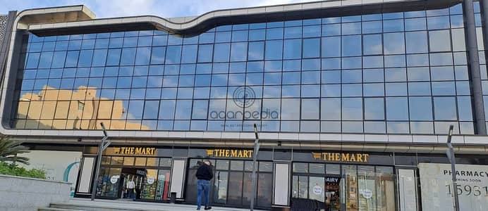 مكتب مميز للايجار مشتطب بالتكيفات  في The Ledge Mall