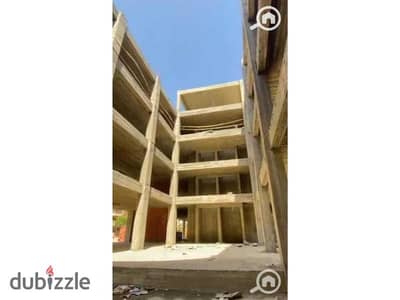 For Sale: 62 sqm ground floor shop in Zahraa El-Maadi on the front of a distinctive mall, to be delivered by the end of the year.