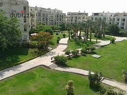 Apartment for sale in Hadayek El Mohandeseen, Sheikh Zayed, with a great view and a bargain price.