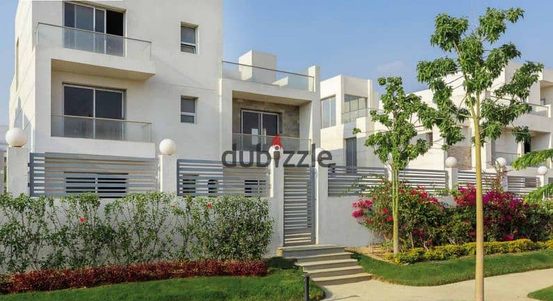 3 Bedrooms 193 sq.M Apartment for sale 8,000,000 EGP in Cleopatra Square Compound, Sheikh Zayed