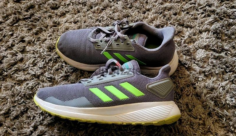 Adidas shoes size 38 2