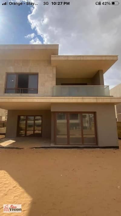 Stand alone villa Ready to move Land area 405 m Built up are 347 m pyramids heights