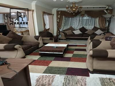 Apartment for rent in Al-Nuzhah Al-Jadidah, furnished and fully air-conditioned