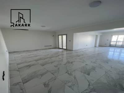 Office for rent in Sheraton near Sun City | Second floor