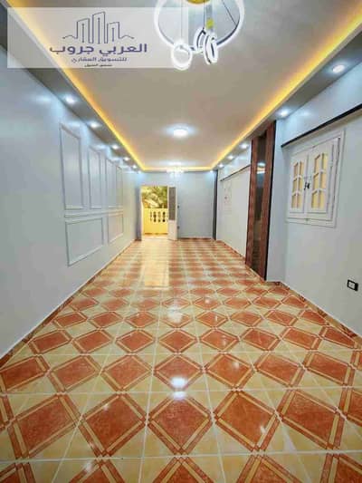 شقه في الإسكندرية شاطئ النخيل  تصلح السكن الدائم والأستثمار الجيد في قلب الاسواق التجاريه