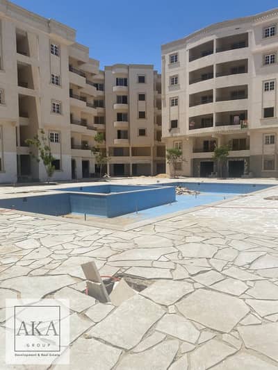 A studio with an area of (52 square meters) in a distinguished services compound (Alhambra Falls) from A Group - in front of Carrefour Market - Red Sea - Hurghada (Hurghada)