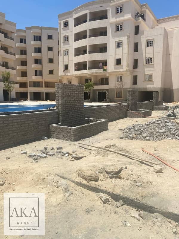 أستوديو بمساحة ( 51 متر مربع ) بكامبوند مميز الخدمات ( شلالات الهمبرا ) من أكـــ جروب  ـــا - أمام كارفور ماركت - البحر الأحمر - الغردقة ( Hurghada )