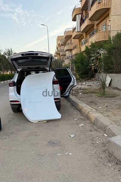 كبوت 7 برو لون ابيض