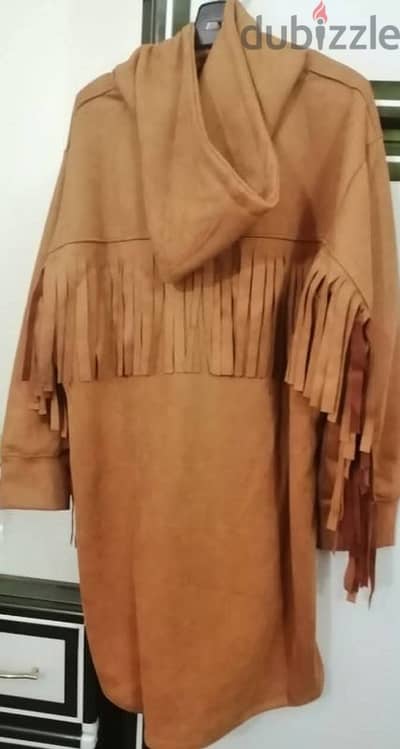 سويت شيرت شراشيب من Le Voile