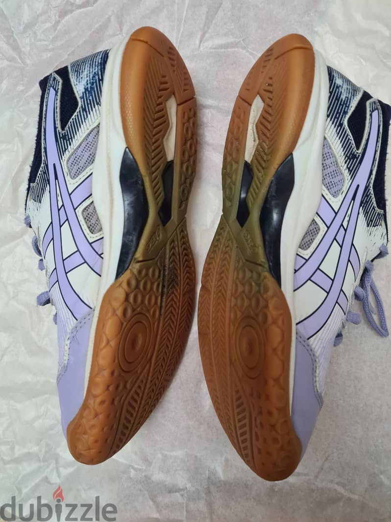 Asics shoes 2