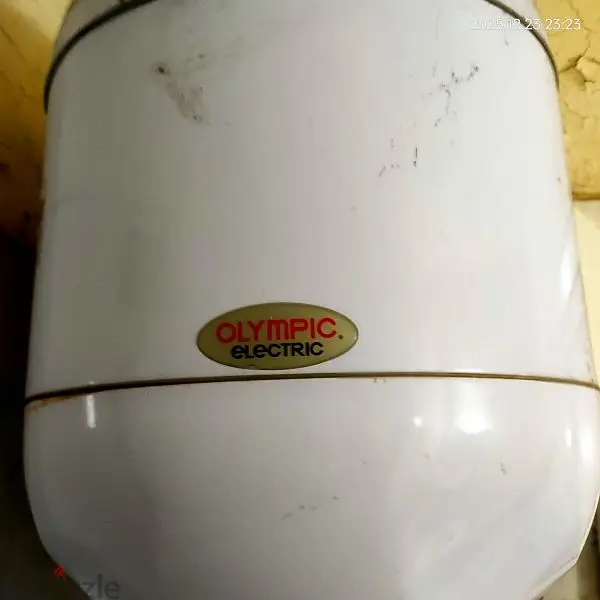50-Liter Electric Water Heater in Excellent Condition