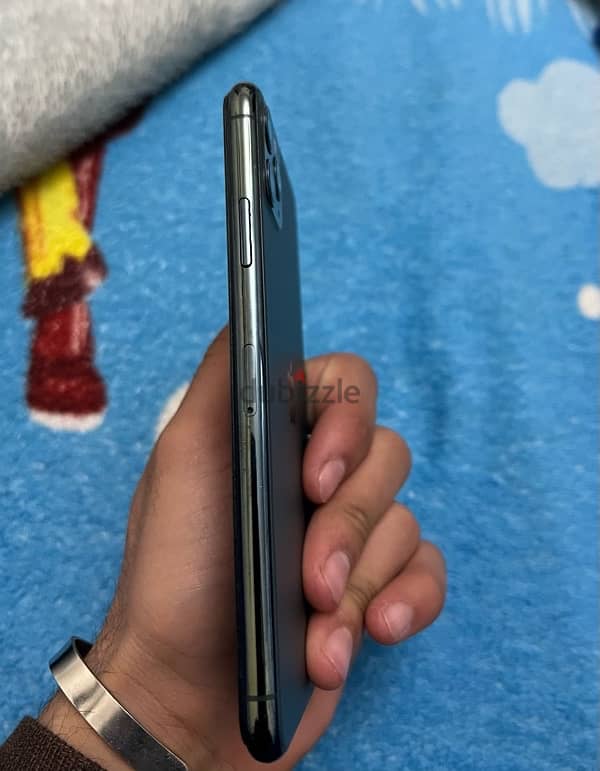 iPhone 11pro max 256 6