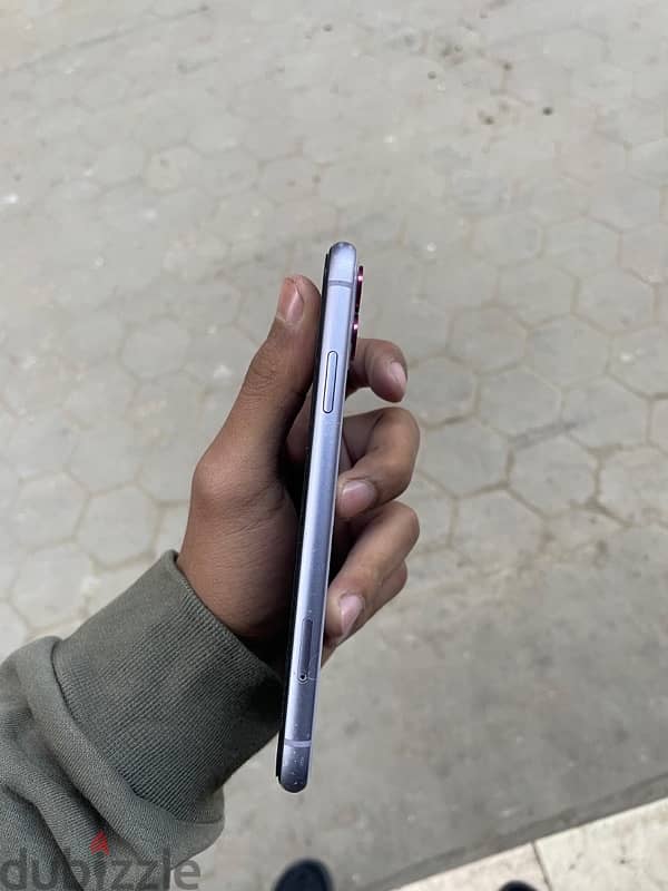 iPhone 11 7