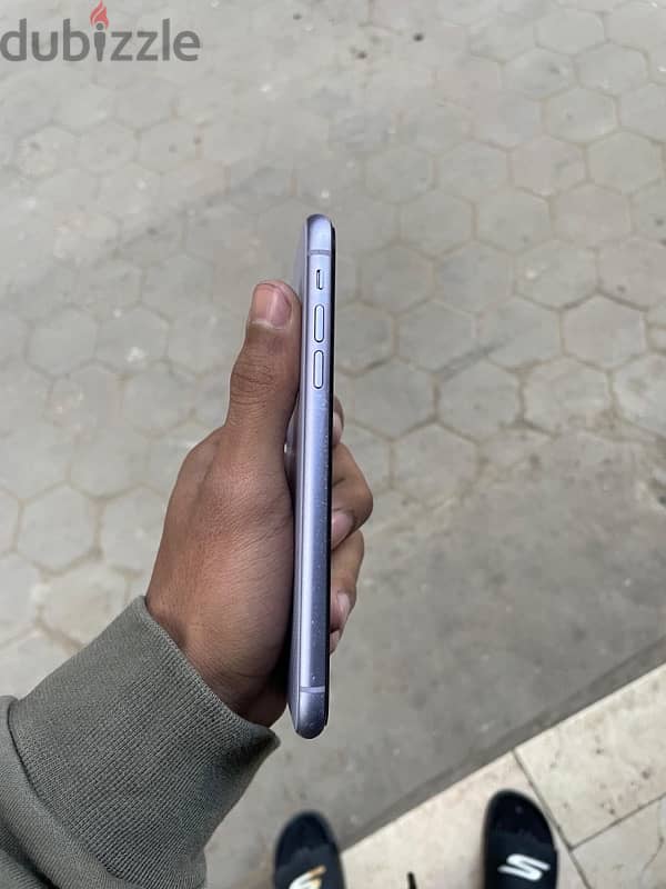 iPhone 11 9