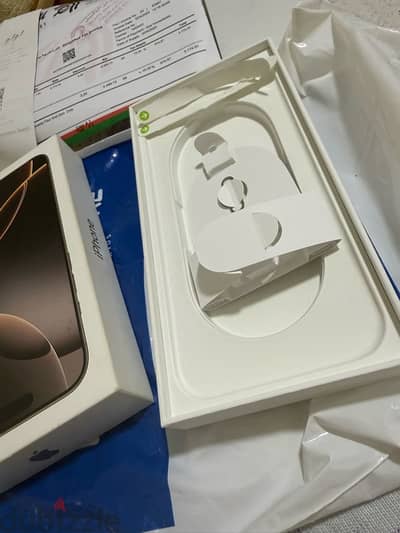 آيفون 16pro max لون ديزرت