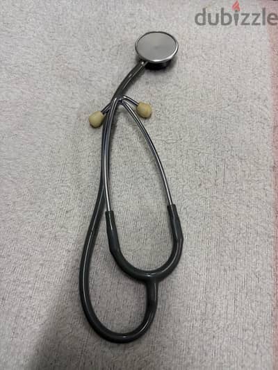 ‏سماعة طبية  Littman بحالة جيدة جدا