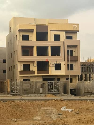 شقه بالنرجس الجديده ارضى بمدخل خاص و حديقه