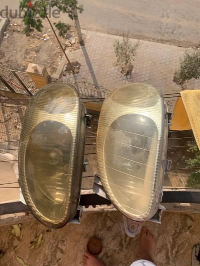 فانوسين شمال ويمين دايو لانوس