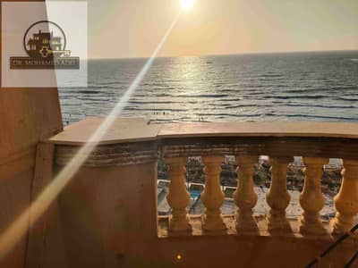 شقه ميكا المميزه على البحر مباشره مدخل خاص للشط ميكا درويش شهر العسل البيطاش العجمي الإسكندرية