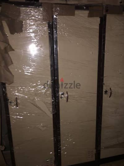 دولاب العسكري صاج دهان الكتروستاتيك بضاعه حاضره/01002782606
