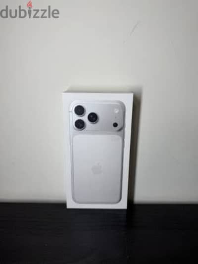 iPhone 17 Pro Max 256gb Silver - ايفون ١٧ برو ماكس ٢٥٦ جيجا سيلفر