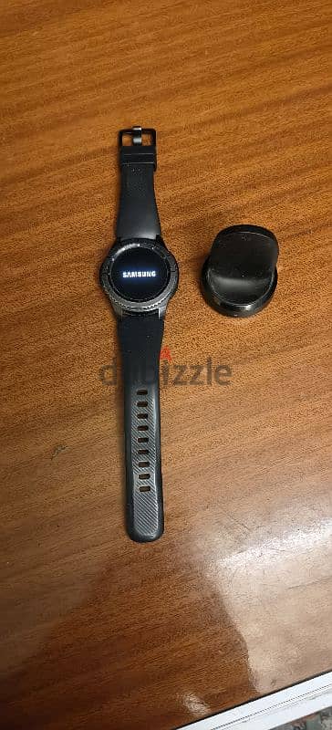samsung galaxy watch 3 frontier بالشاحن والاستراب الاصلى