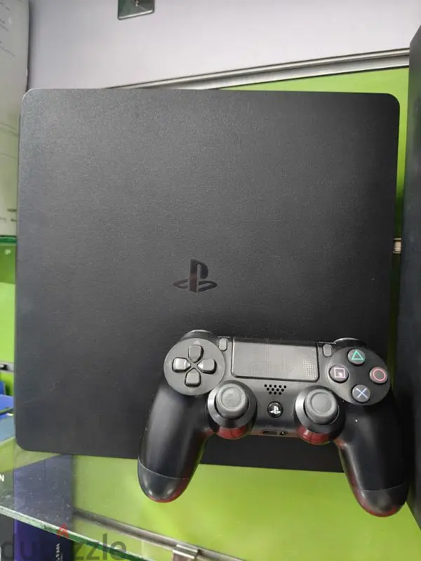 PlayStation 4 Slim