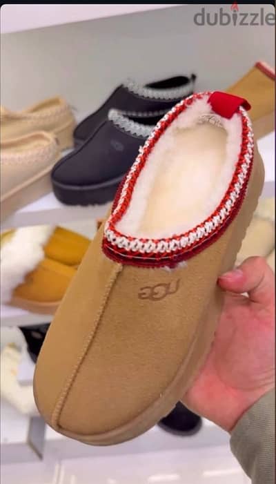 جزمه uggs