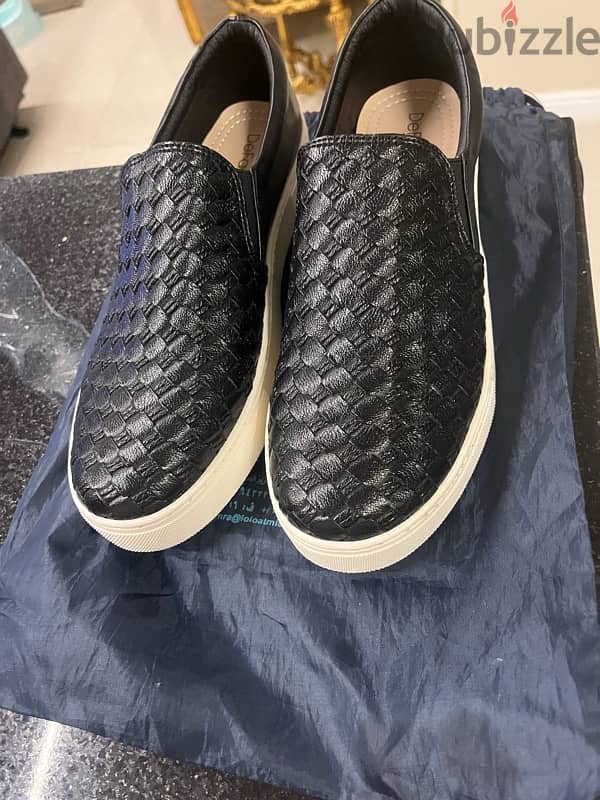 defecto new shoes 1
