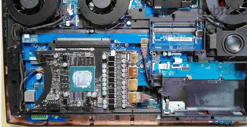 Laptop killer ( clevo p870tm ) 14