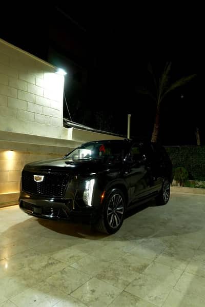Cadillac Escalade, 2024 model.  كدلاك اسكلد موديل 2024