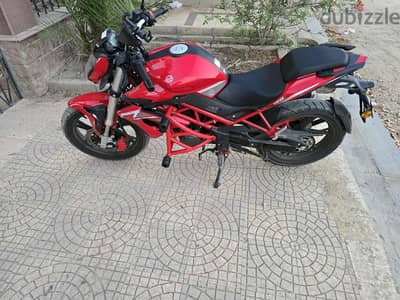 Benelli Tnt 150i